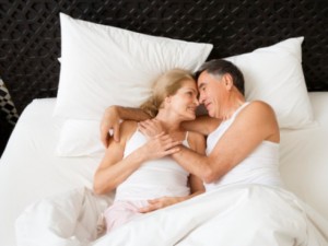 couple_in_bed